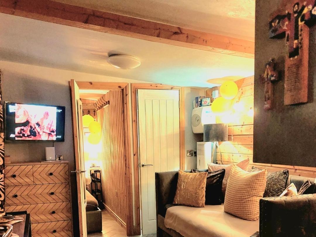 Therapy Lodge